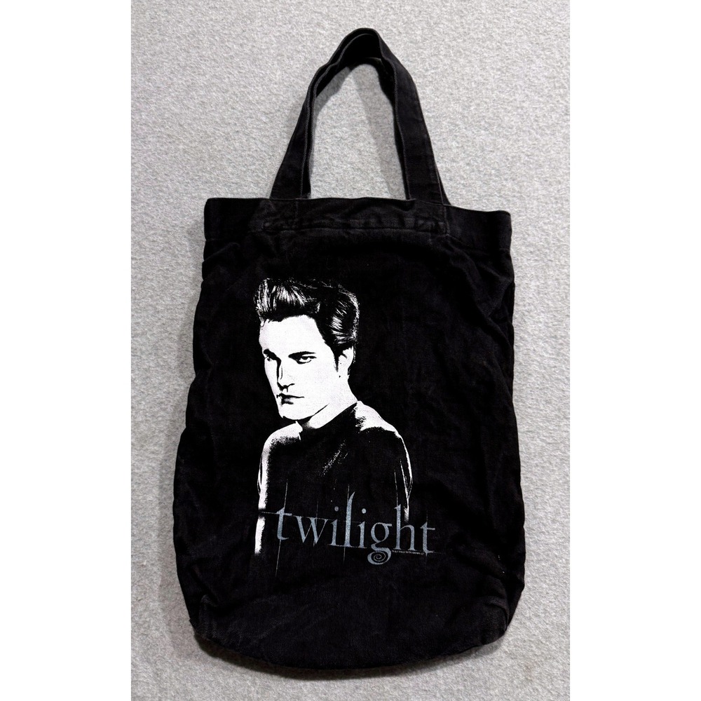 Twilight Saga Edward Cullen I Heart Boys Who Sparkle Black Canvas Tote Bag